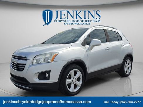 Used 2016 Chevrolet Trax LTZ FWD image 9