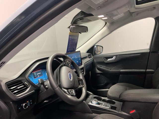 Used 2023 Ford Escape Active w/ Tech Pack #2 AWD/4WD image 16