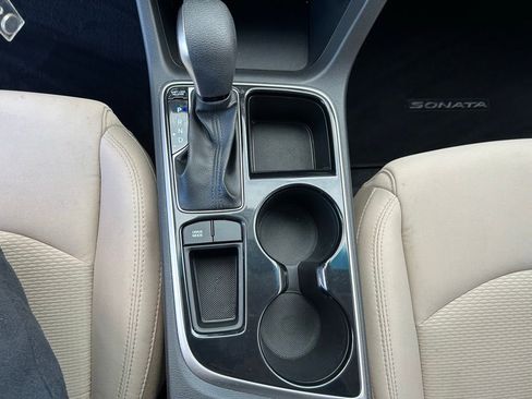 Used 2018 Hyundai Sonata SE image 19