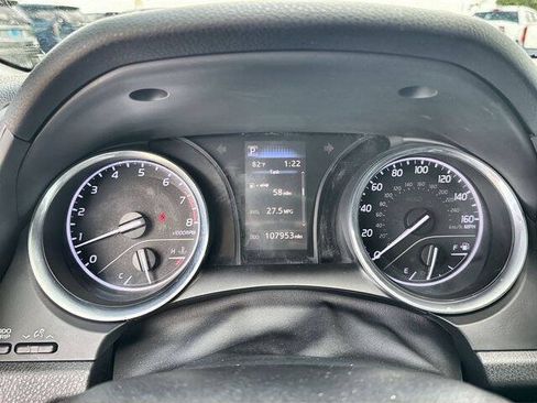 Used 2019 Toyota Camry SE FWD image 12