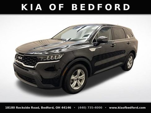 Certified 2023 Kia Sorento LX FWD image 1