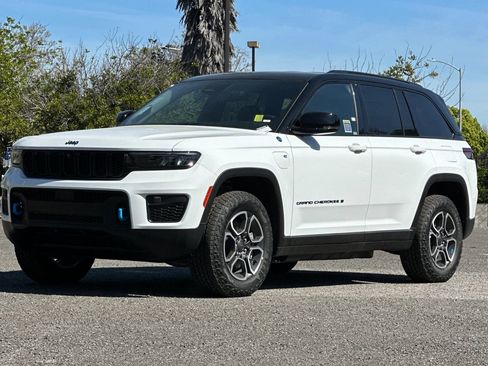 New 2023 Jeep Grand Cherokee Trailhawk image 7