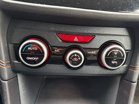 Used 2023 Subaru Crosstrek 2.0i Premium image 18