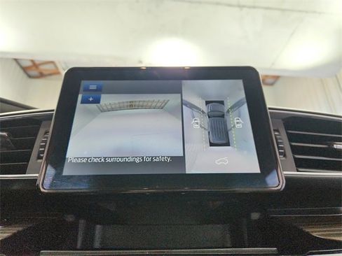 Used 2022 Ford Explorer Limited image 31