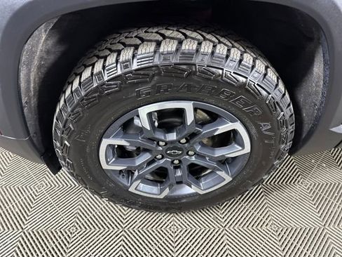 New 2026 Chevrolet Equinox ACTIV w/ Convenience Package III image 38