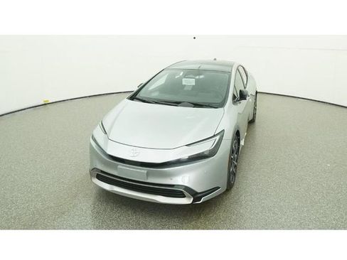 New 2026 Toyota Prius Plug-In Hybrid FWD image 16