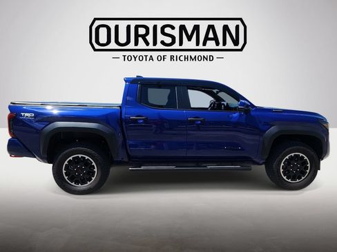 Used 2025 Toyota Tacoma TRD Off-Road w/ TRD Off Road Premium Package AWD/4WD image 6