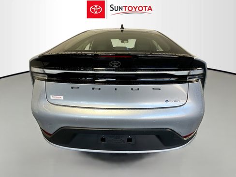 New 2026 Toyota Prius Plug-In Hybrid image 5