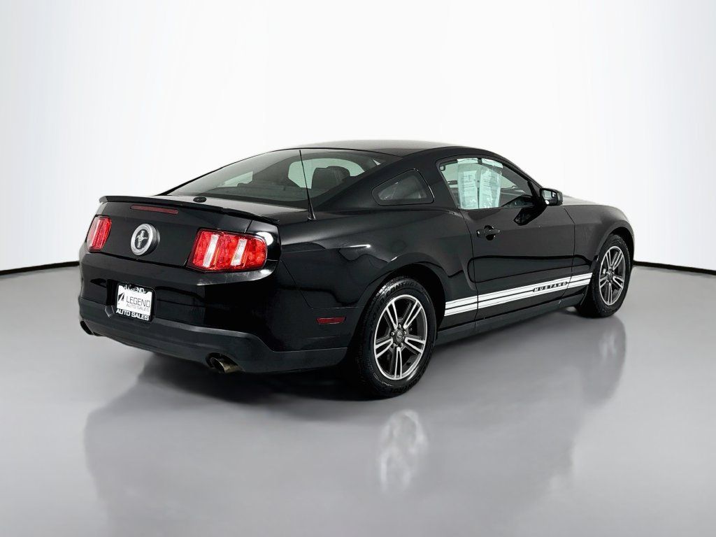 Used 2012 Ford Mustang Premium RWD image 6