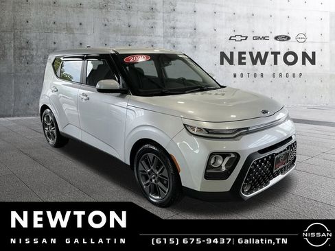 Used 2020 Kia Soul EX FWD image 1