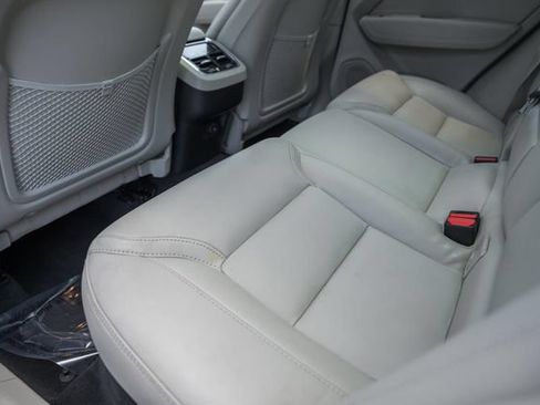 Used 2023 Volvo XC60 B5 Ultimate w/ Climate Package AWD/4WD image 34