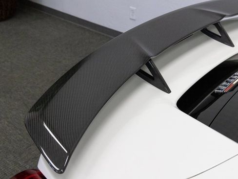 Used 2016 Ferrari 488 GTB image 6