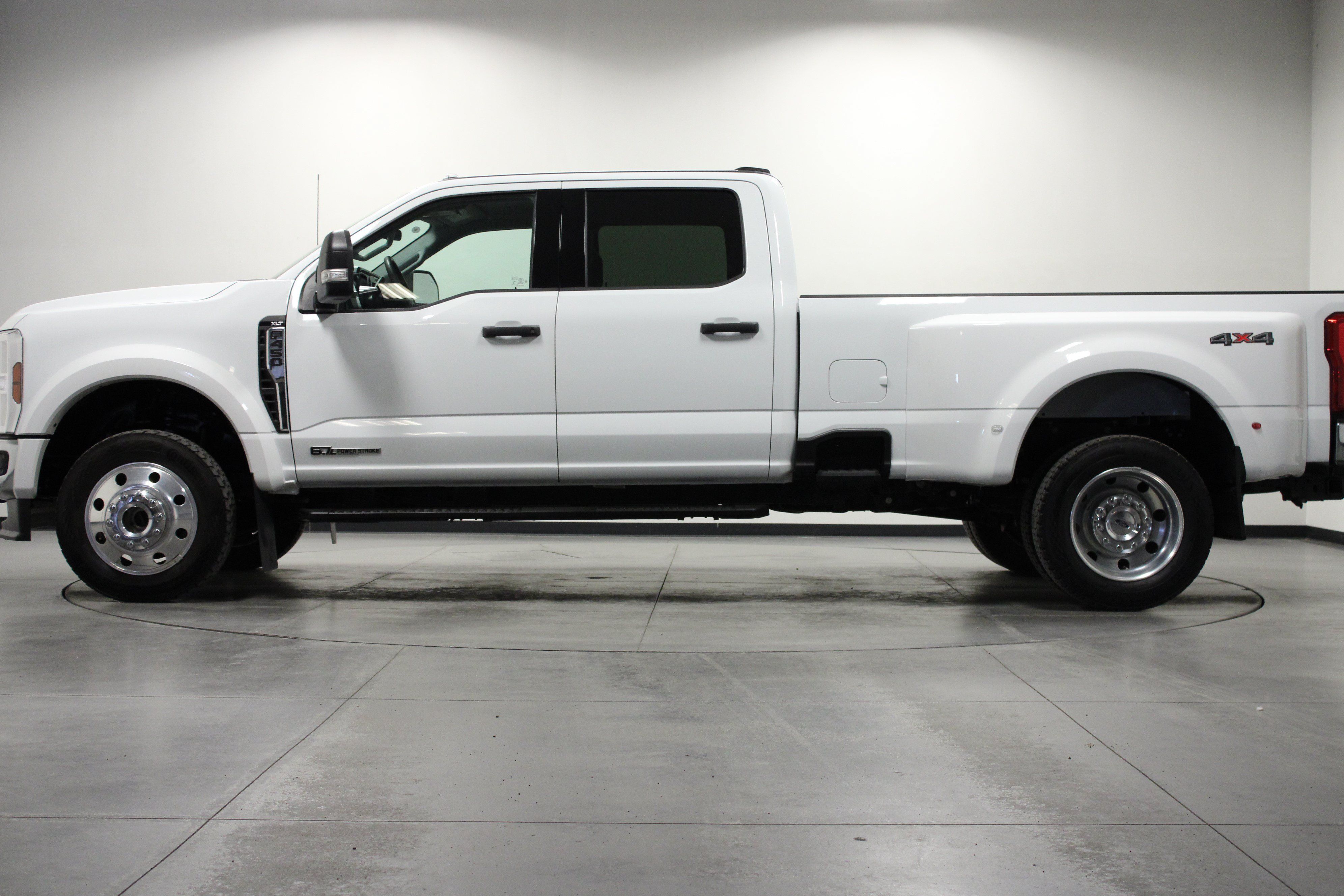 Used 2026 Ford F450 XLT w/ Camper Package AWD/4WD image 7