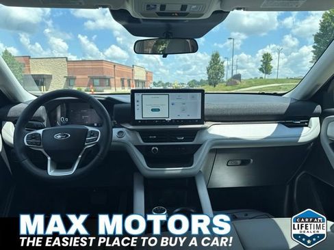 New 2026 Ford Explorer Active w/ Active Comfort Package AWD/4WD image 17