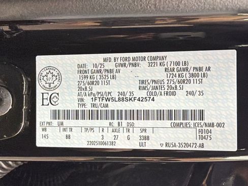 Used 2025 Ford F150 Lariat AWD/4WD image 42
