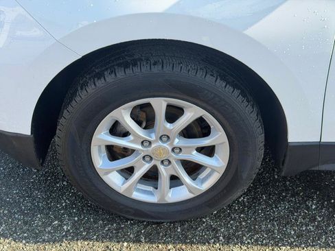 Used 2020 Chevrolet Equinox LS w/ LS Convenience Package AWD/4WD image 37
