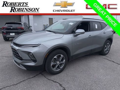 Used 2024 Chevrolet Blazer LT w/ Convenience Package FWD image 1