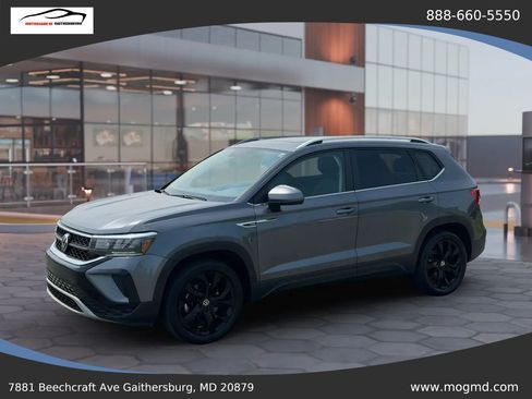 Used 2022 Volkswagen Taos SE FWD image 10