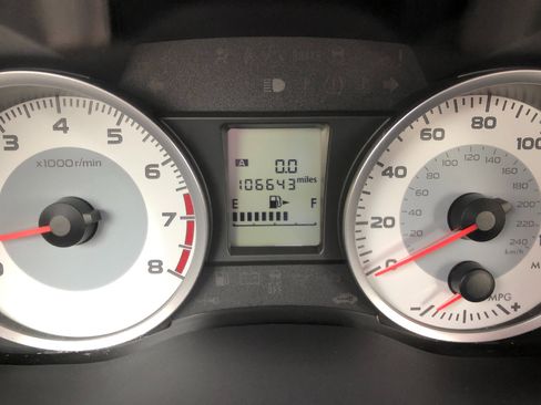 Used 2013 Subaru Impreza 2.0i Sport Premium image 15