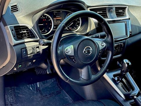 Used 2019 Nissan Sentra SV FWD image 9
