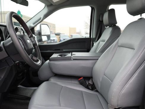 Used 2023 Ford F450 XL w/ Snow Plow/Camper Package image 13