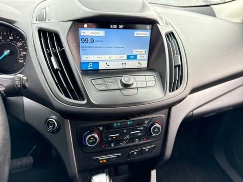 Used 2019 Ford Escape SEL image 27