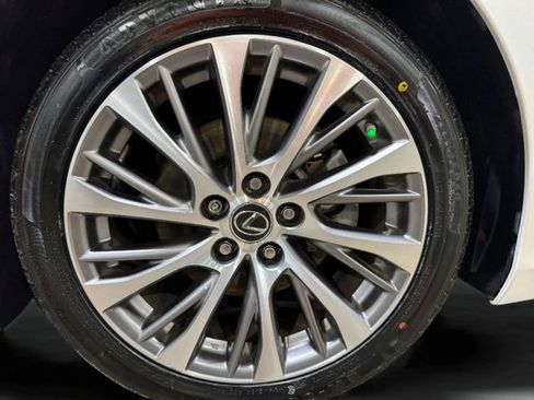Used 2020 Lexus ES 350 w/ Premium Package FWD image 33