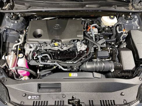 Used 2025 Toyota Camry LE FWD image 9