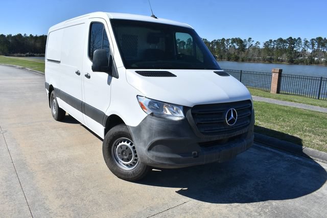 Used 2019 Mercedes-Benz Sprinter 144 image 2