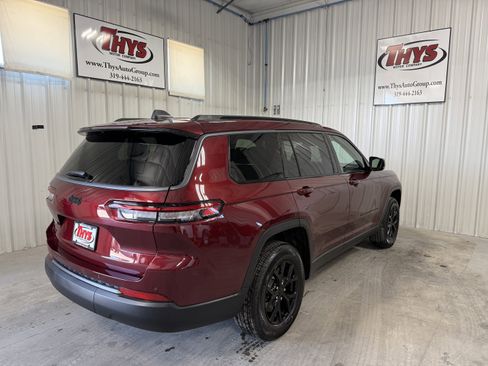 New 2026 Jeep Grand Cherokee L 4WD image 3