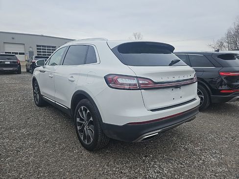 Used 2023 Lincoln Nautilus Reserve w/ Luxury Package image 2