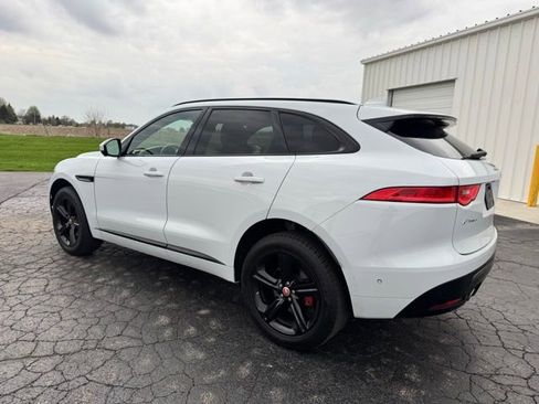 Used 2018 Jaguar F-PACE S image 3