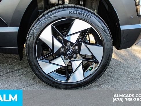 Used 2025 Hyundai Kona Limited AWD/4WD image 16