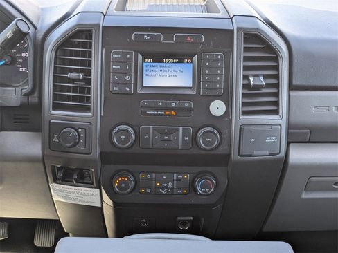 Used 2022 Ford F350 XL w/ Power Equipment Group image 18