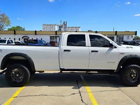 Used 2020 RAM 2500 Tradesman w/ Chrome Appearance Group AWD/4WD image 6