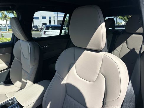 New 2026 Volvo XC90 B5 Plus image 15