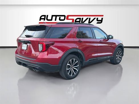 Used 2020 Ford Explorer ST w/ Premium Technology Package image 7