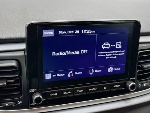 Used 2023 Kia Rio S image 16