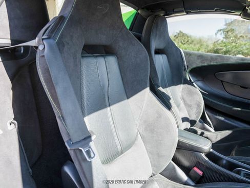 Used 2018 McLaren 570S Spider image 44