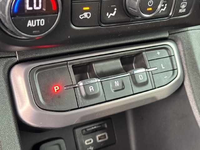 Used 2020 GMC Acadia AT4 AWD/4WD image 17