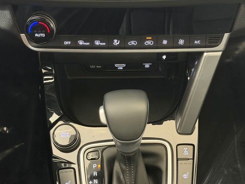 Used 2021 Kia Seltos SX w/ SX Sunroof Package AWD/4WD image 17