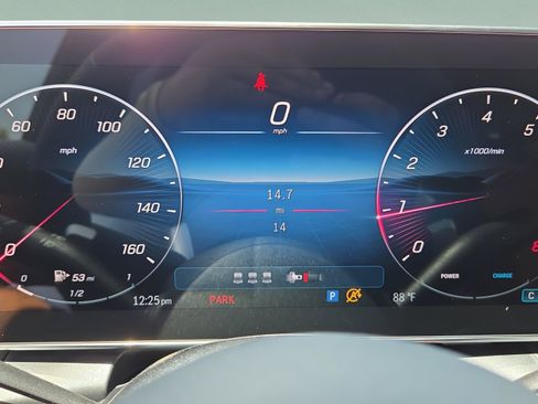 New 2026 Mercedes-Benz GLC 300 image 25