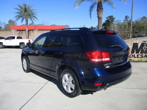 Used 2017 Dodge Journey SXT w/ Comfort/Convenience Group image 21