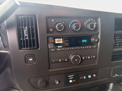 Used 2025 GMC Savana 2500 w/ Driver Convenience Package RWD image 15