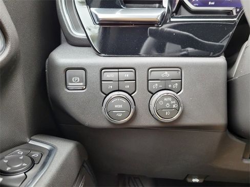 New 2026 Chevrolet Silverado 1500 LT Trail Boss w/ Convenience Package II image 27