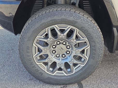 New 2026 GMC Hummer EV SUV image 7