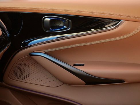 New 2026 Aston Martin DBX 707 AWD/4WD image 18