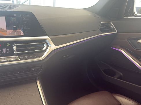 Used 2020 BMW 330i Sedan w/ Premium Package image 25