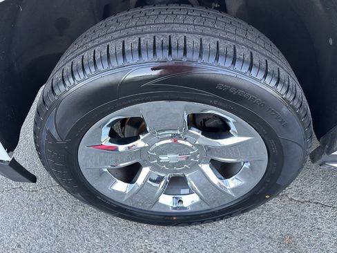 Used 2015 Chevrolet Tahoe LTZ image 18