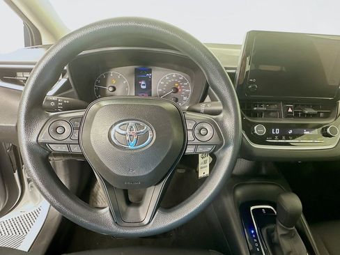 Used 2024 Toyota Corolla LE image 11